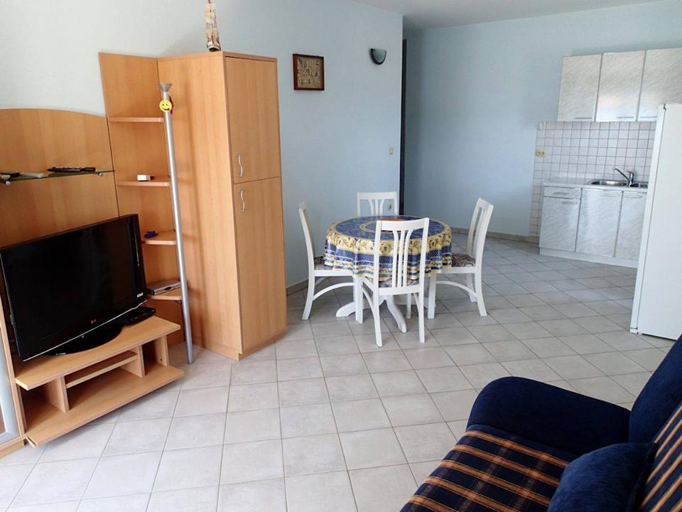 Apartments Felicce Banjol Екстер'єр фото